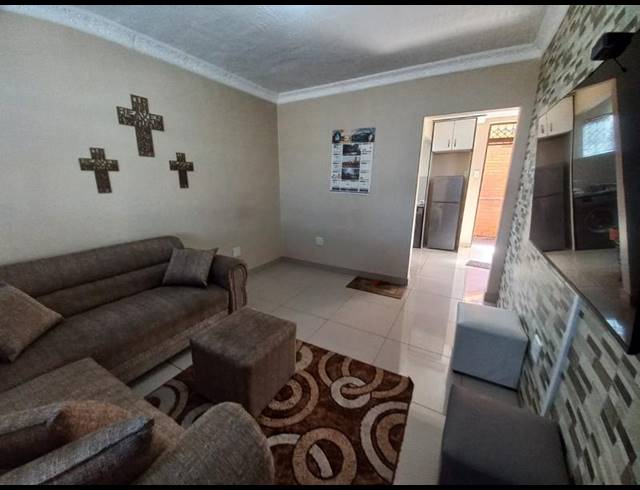 1 BEDROOM APARTMENT FOR SALE IN MEREBANK